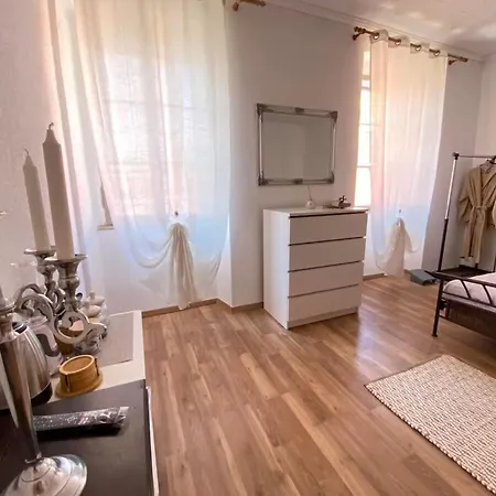 Old Town-novigrad 20 M From The Sea - One Bedroom