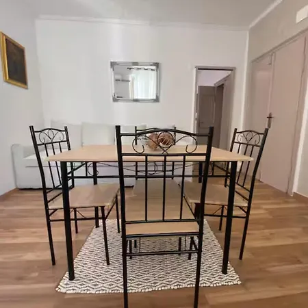 Apartment Old Town-novigrad 20 M From The Sea - One Bedroom Novigrad Istria